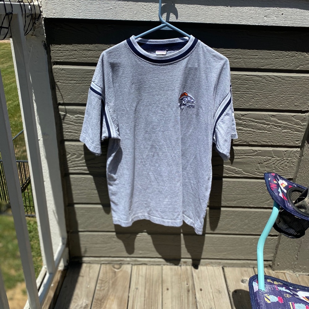 VINTAGE TRUE FAN SPORTSWEAR BRONCOS TEE